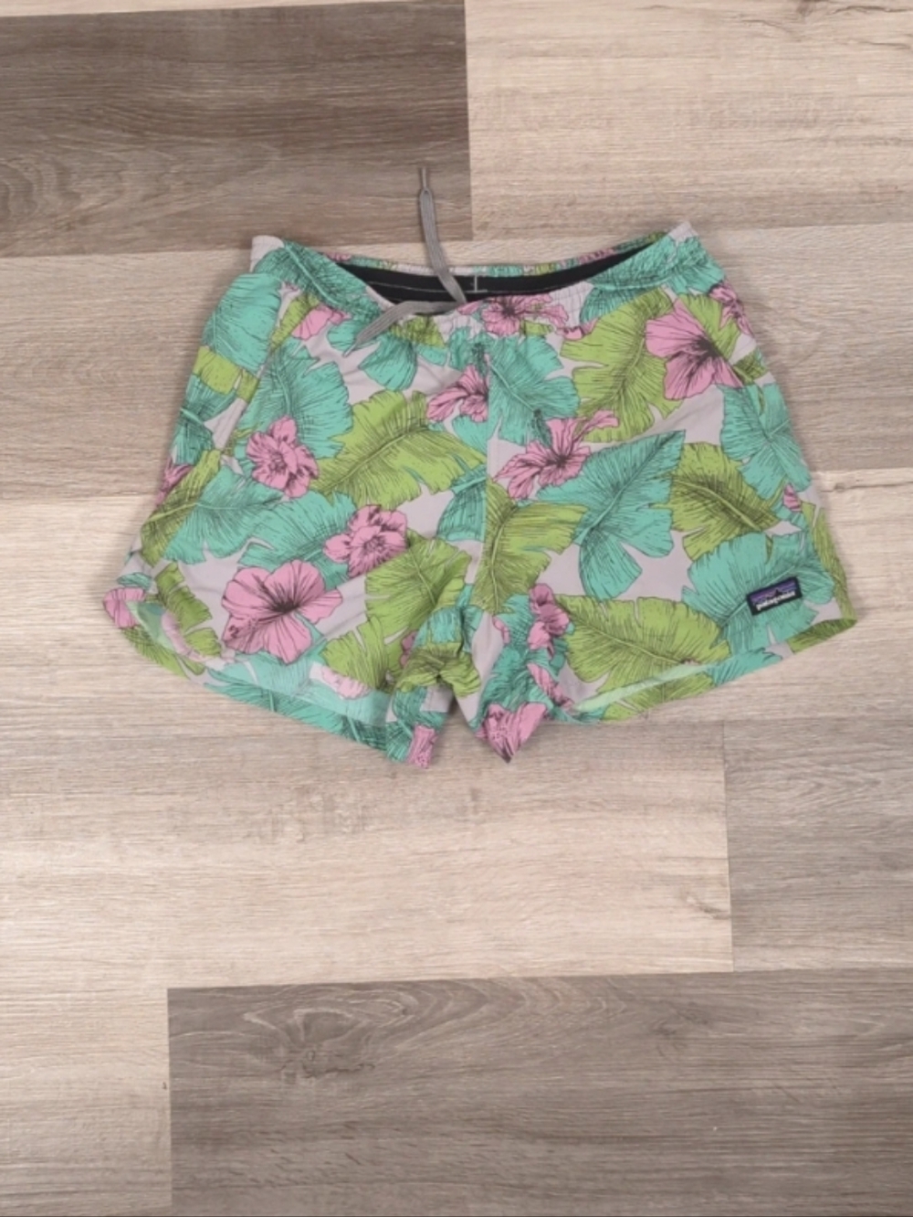 Patagonia Women's Pink & Green Floral Running Shorts